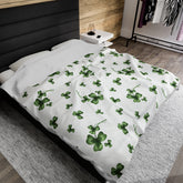 Clover Leaves Velveteen Blanket