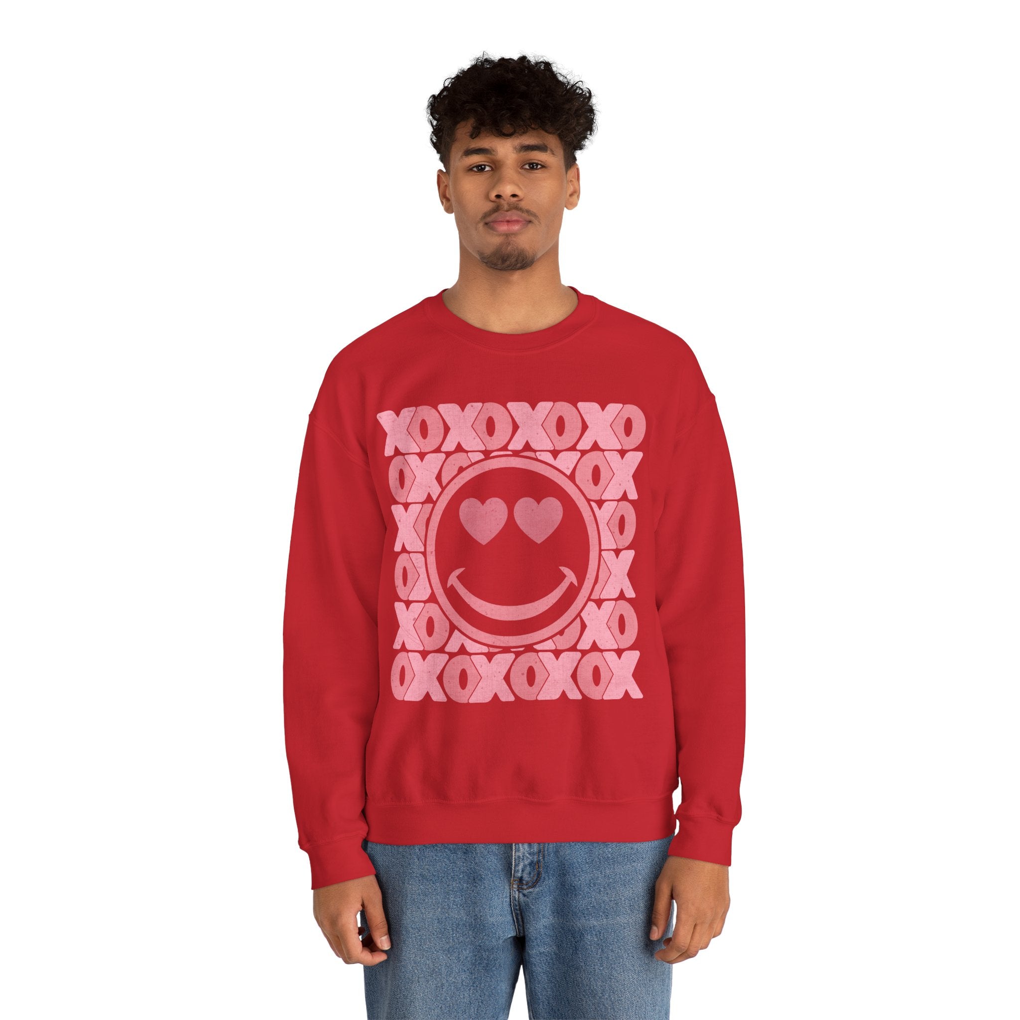 XOXO Smiley Face Sweatshirt, Valentines Smile Shirt, Retro Happy Face Crewneck, Trendy Sweatshirt, Cute Valentines Outfit