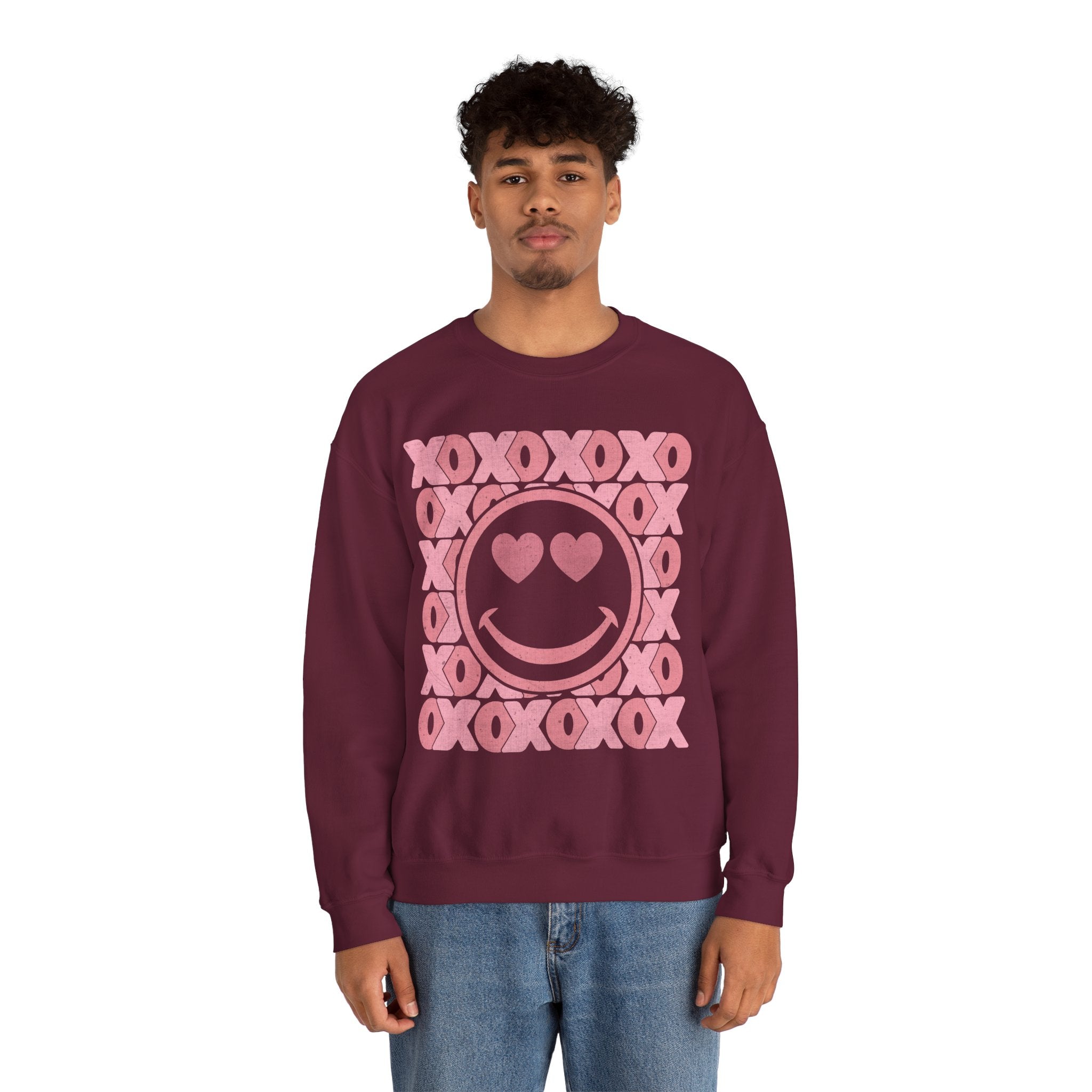 XOXO Smiley Face Sweatshirt, Valentines Smile Shirt, Retro Happy Face Crewneck, Trendy Sweatshirt, Cute Valentines Outfit