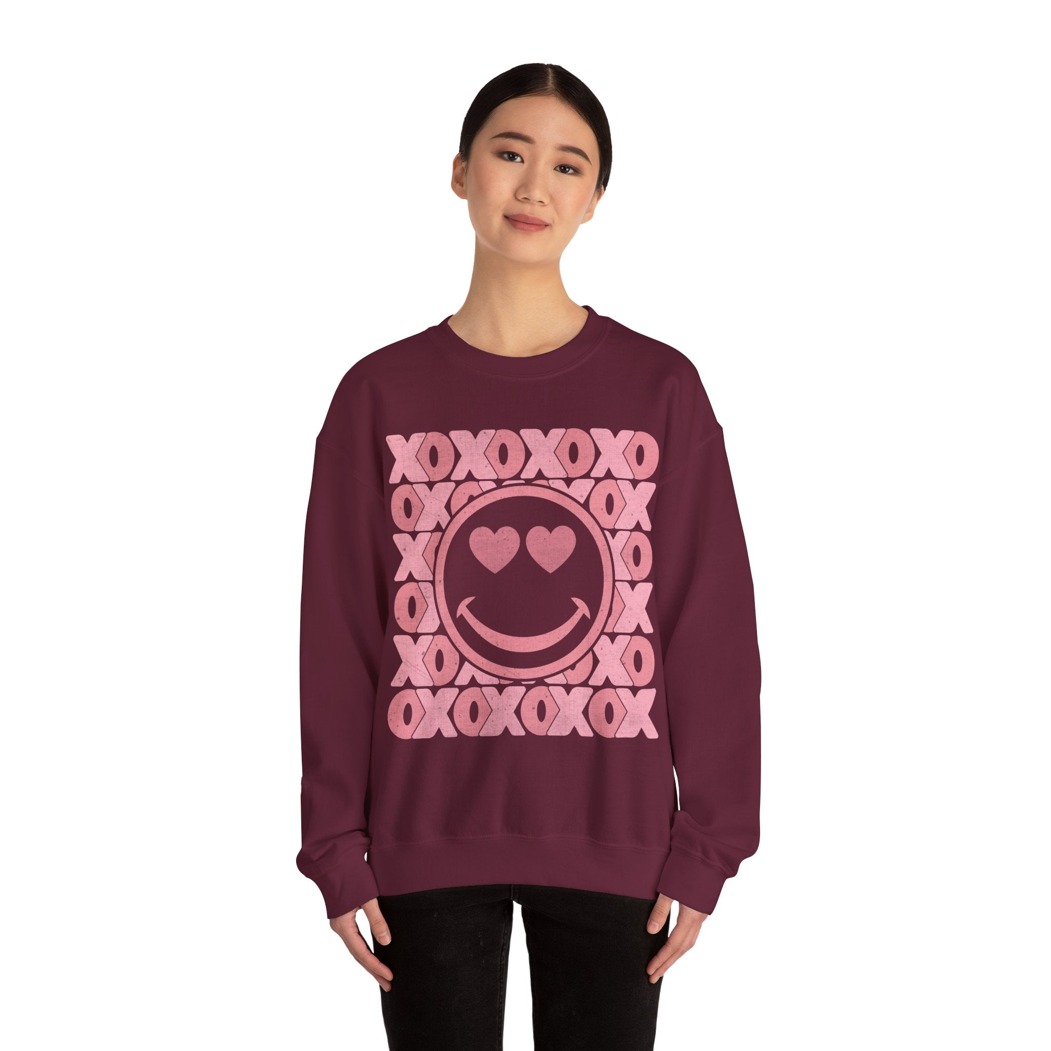 XOXO Smiley Face Sweatshirt, Valentines Smile Shirt, Retro Happy Face Crewneck, Trendy Sweatshirt, Cute Valentines Outfit