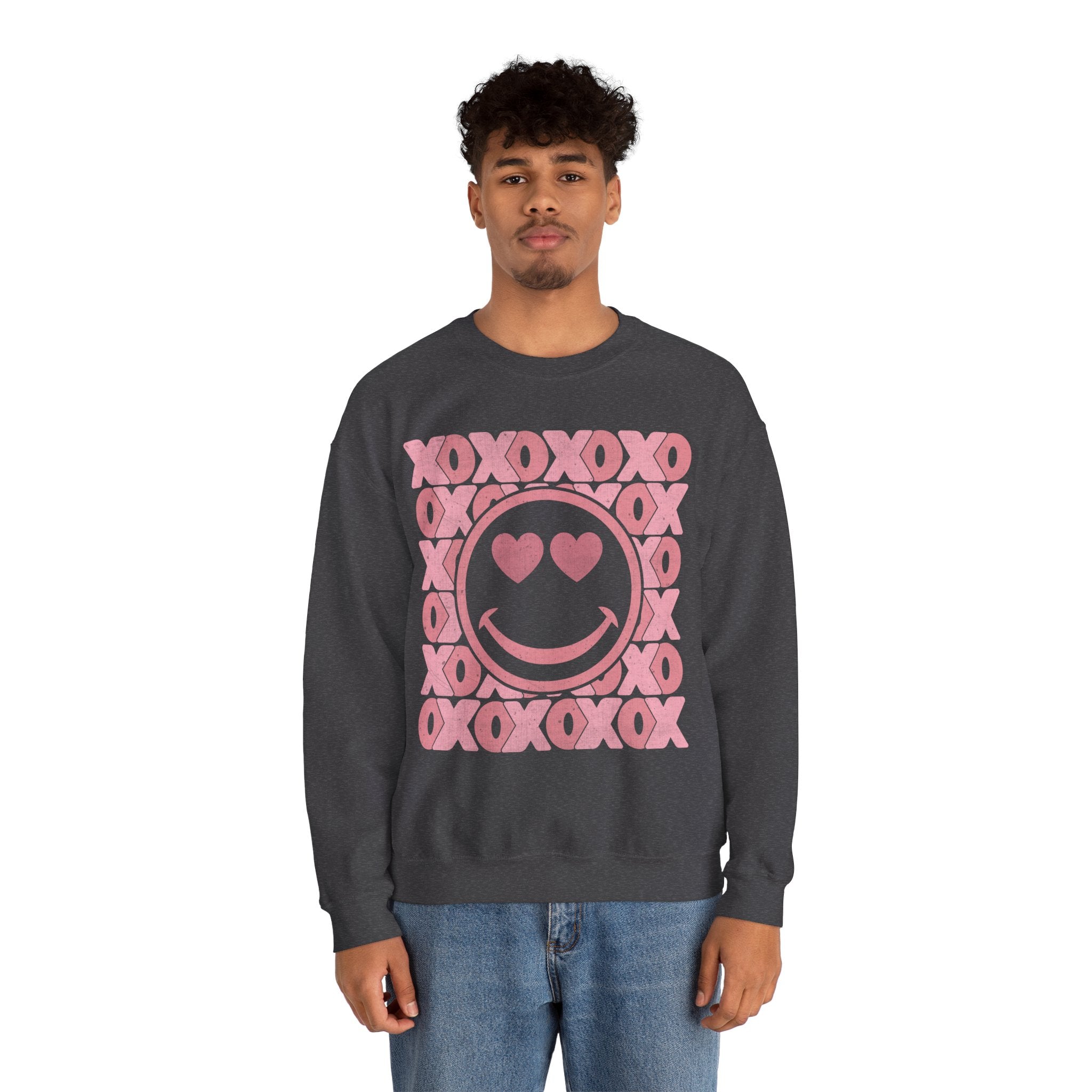 XOXO Smiley Face Sweatshirt, Valentines Smile Shirt, Retro Happy Face Crewneck, Trendy Sweatshirt, Cute Valentines Outfit