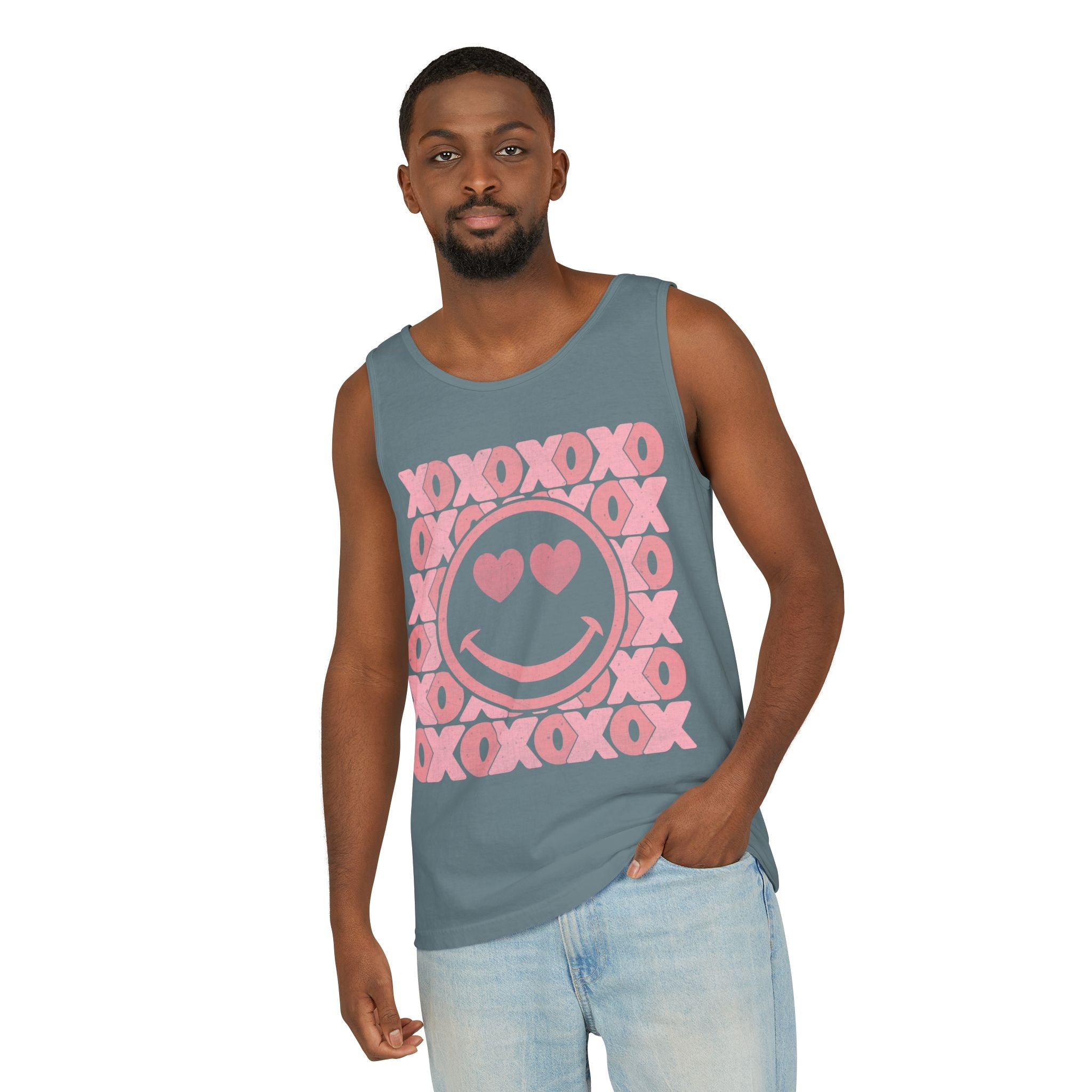 XOXO Smiley Face Tank Top, Valentine Heart Shirt, Love T-Shirt, XOXO Happy Smiley Face Tank Top, Valentines Day Gift, XOXO Heart Tee