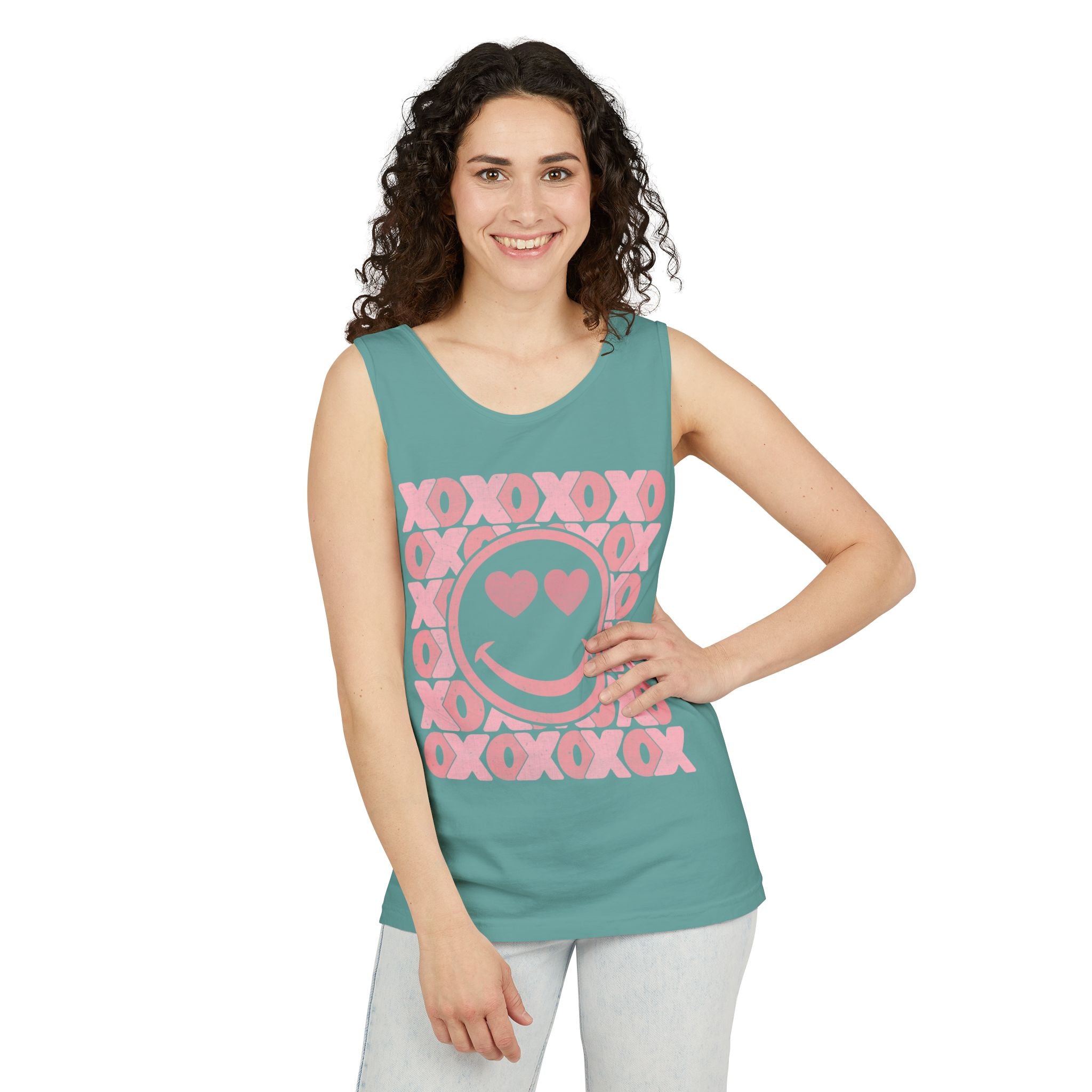 XOXO Smiley Face Tank Top, Valentine Heart Shirt, Love T-Shirt, XOXO Happy Smiley Face Tank Top, Valentines Day Gift, XOXO Heart Tee