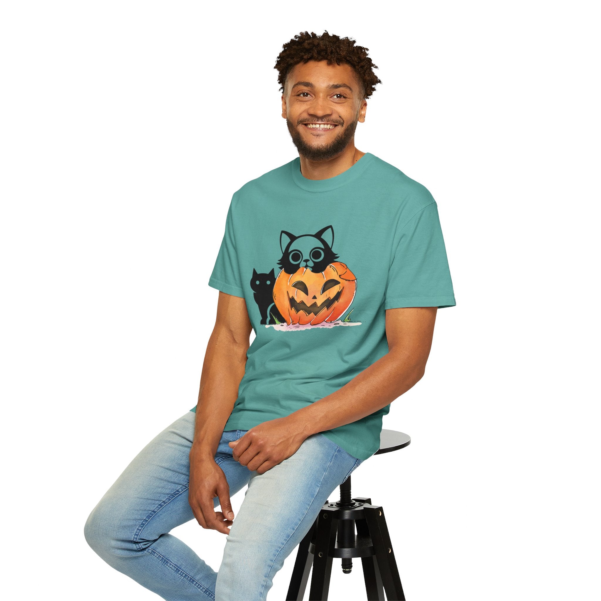 Vintage 90s Cat Halloween Shirt, Retro Halloween Shirt, Spooky Season Tee, Pumpkin Shirt, Halloween Shirt, Vintage Halloween Shirt