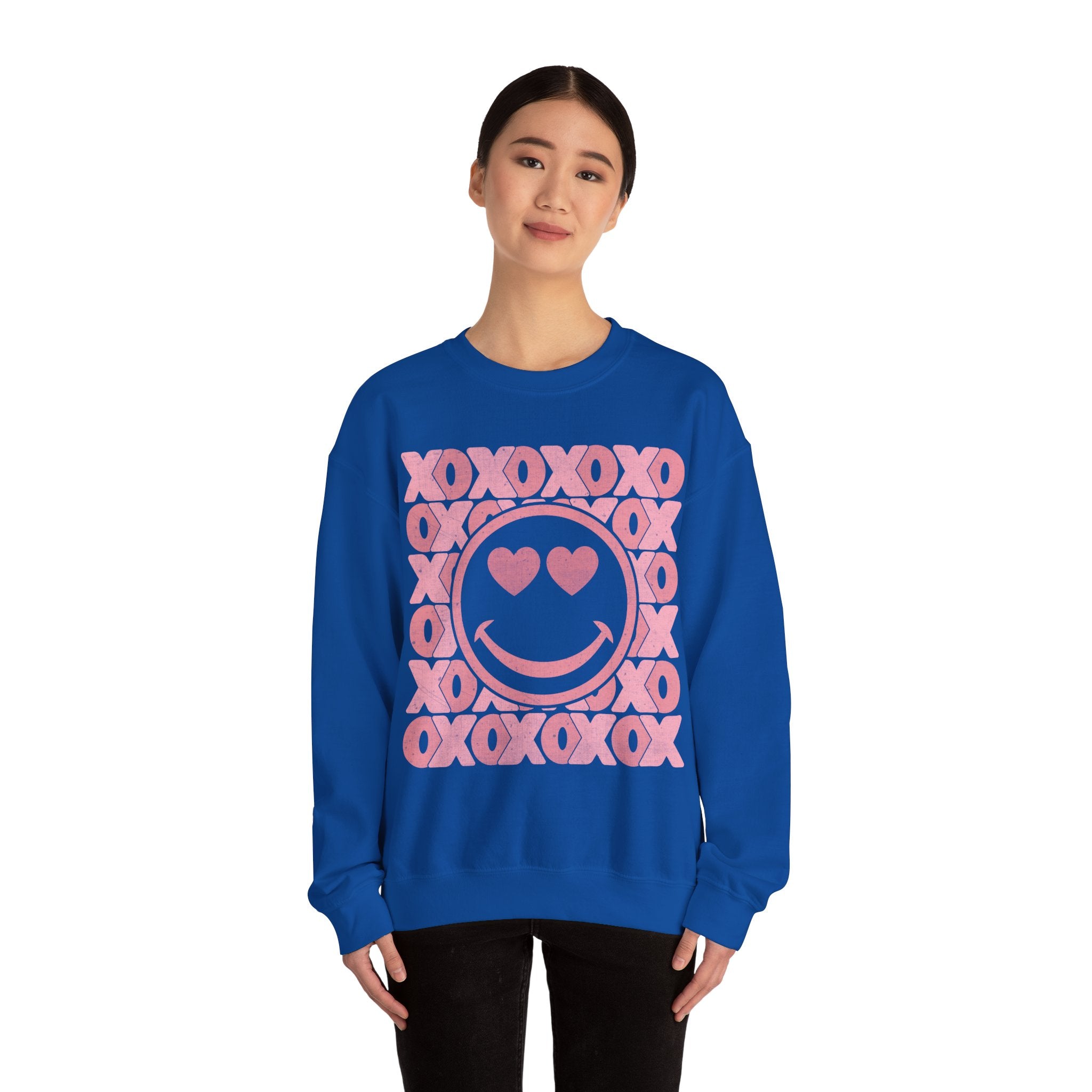 XOXO Smiley Face Sweatshirt, Valentines Smile Shirt, Retro Happy Face Crewneck, Trendy Sweatshirt, Cute Valentines Outfit
