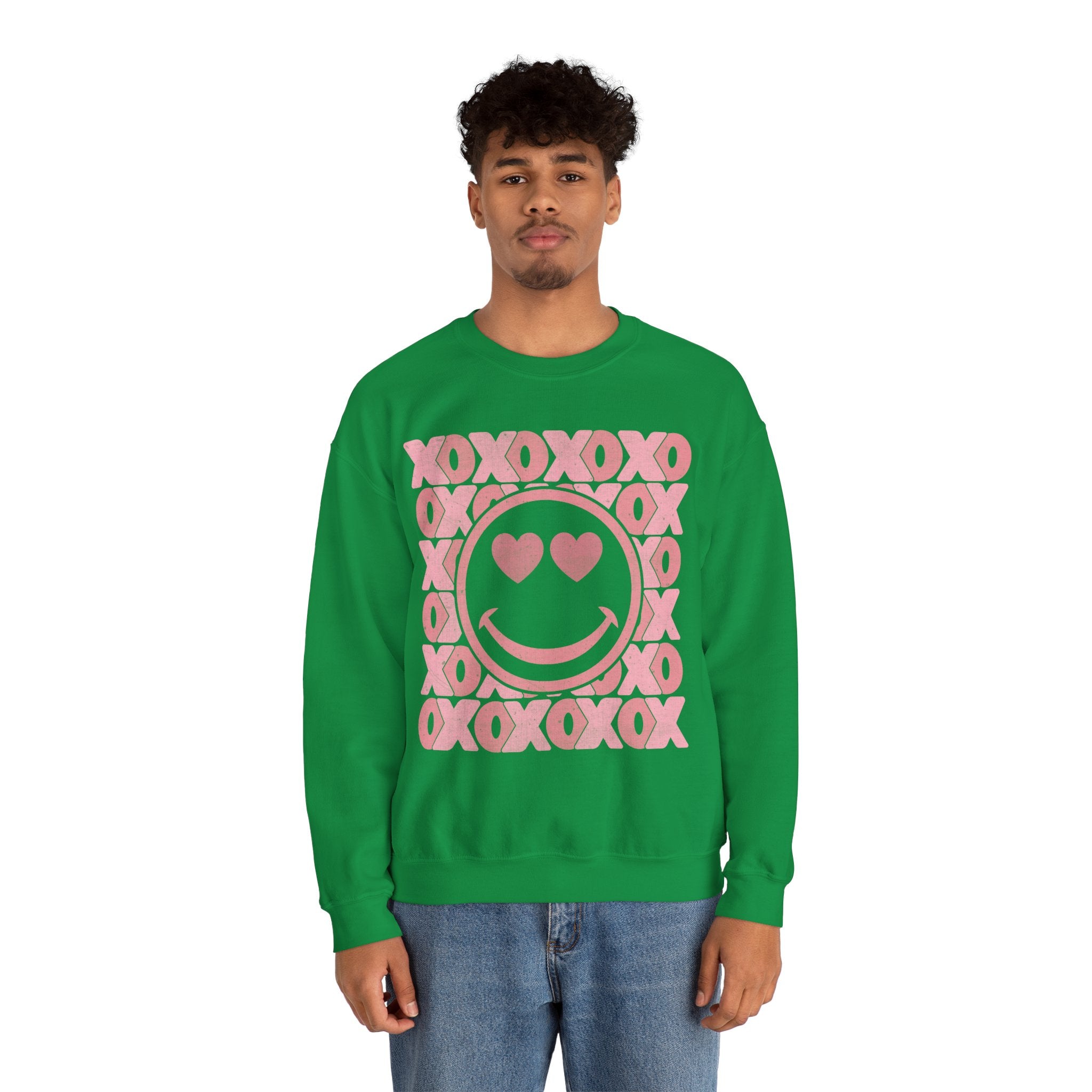 XOXO Smiley Face Sweatshirt, Valentines Smile Shirt, Retro Happy Face Crewneck, Trendy Sweatshirt, Cute Valentines Outfit
